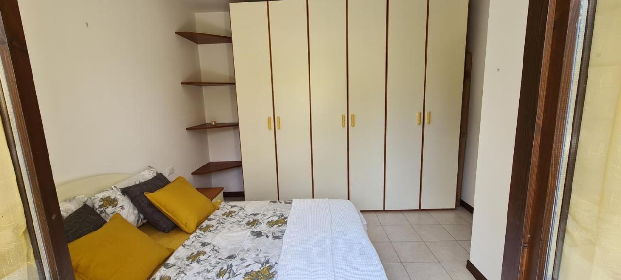 Casa Mirella - Appartamento Zona Bellagio Magreglio Exterior foto